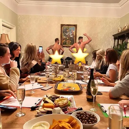 فيلة Clone House Event